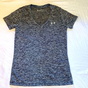 Under Armour Women’s XS Grey & Black Shirt